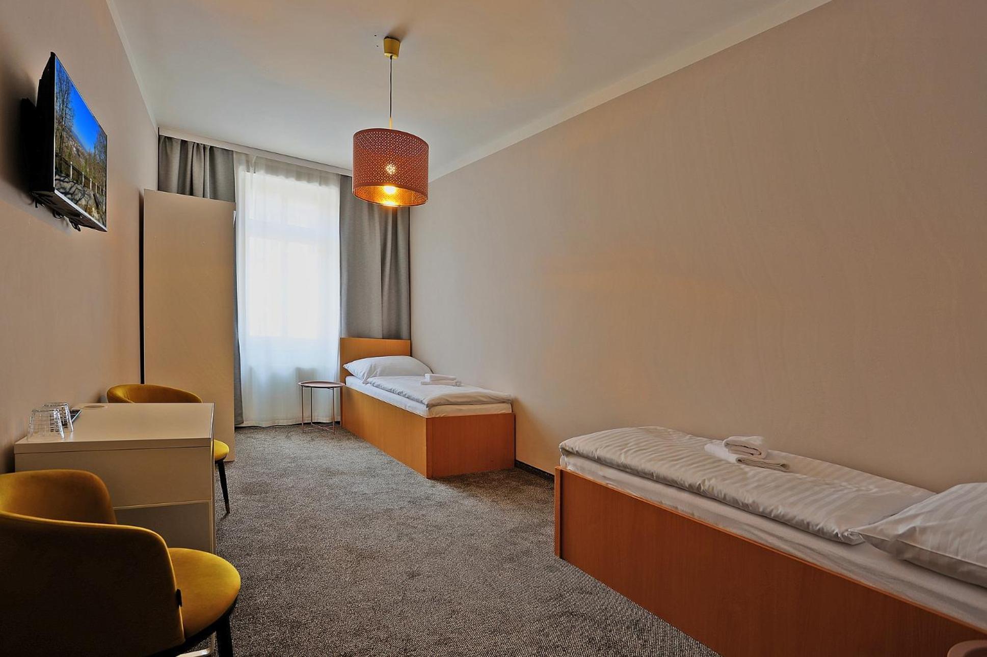 Hotel Pilgrim Karlovy Vary Habitación foto