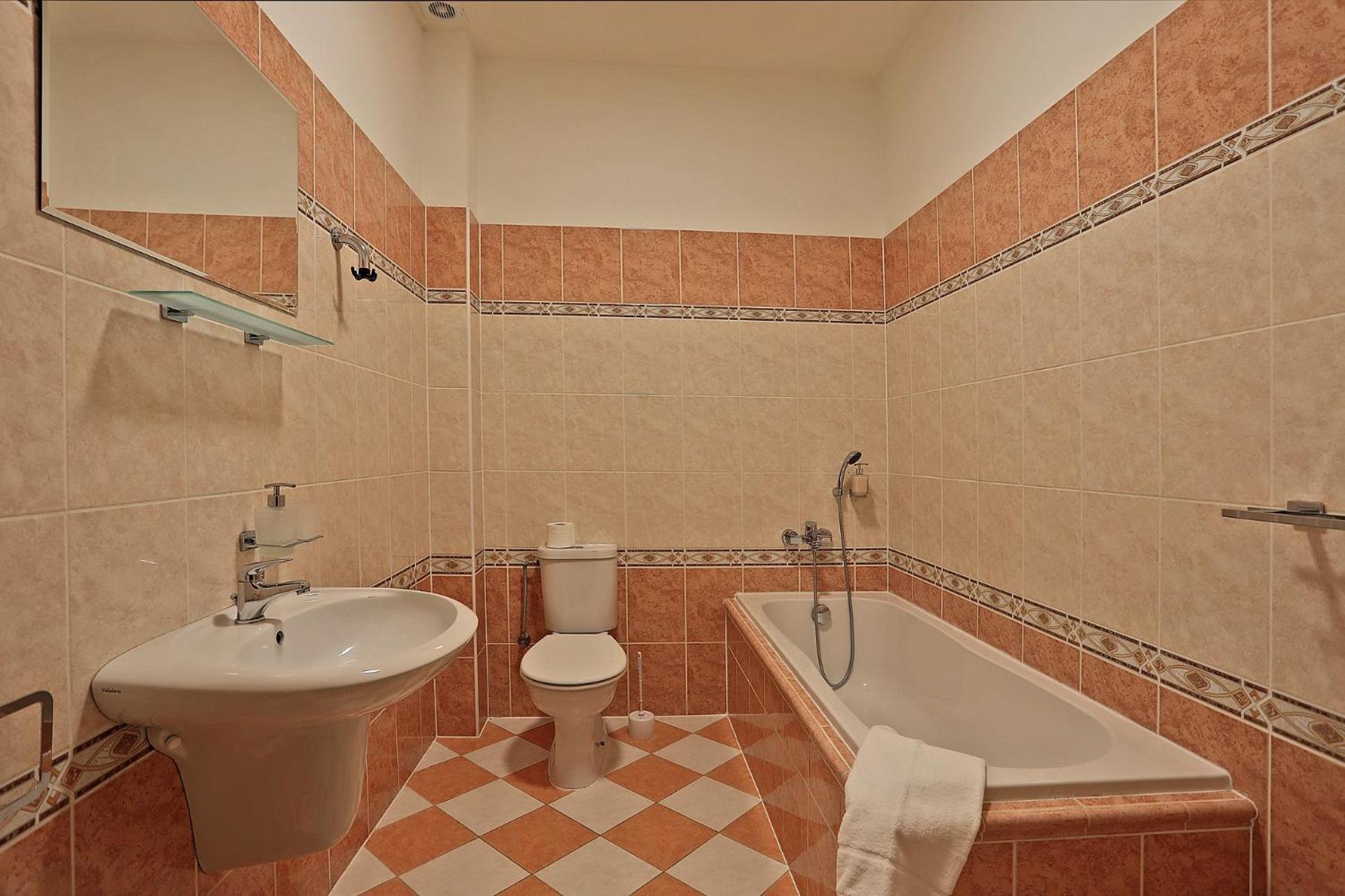 Hotel Pilgrim Karlovy Vary Habitación foto